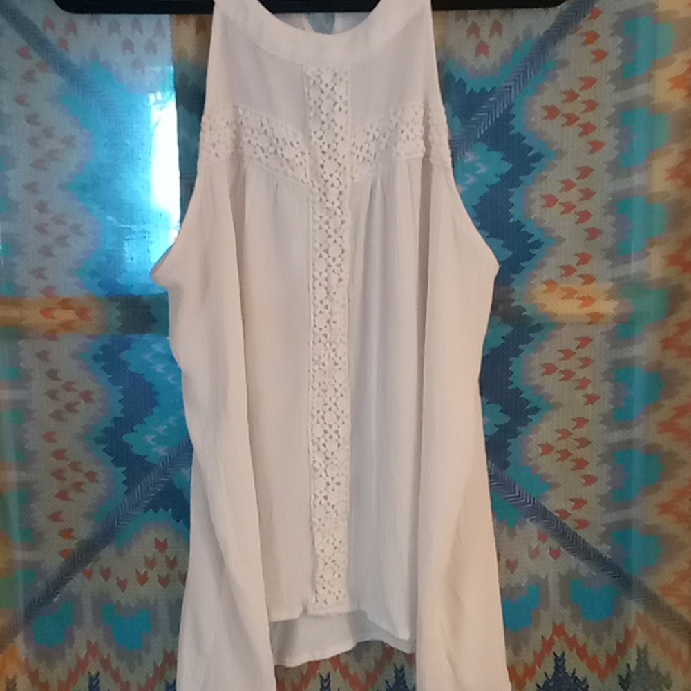 White Sleeveless Tank Top